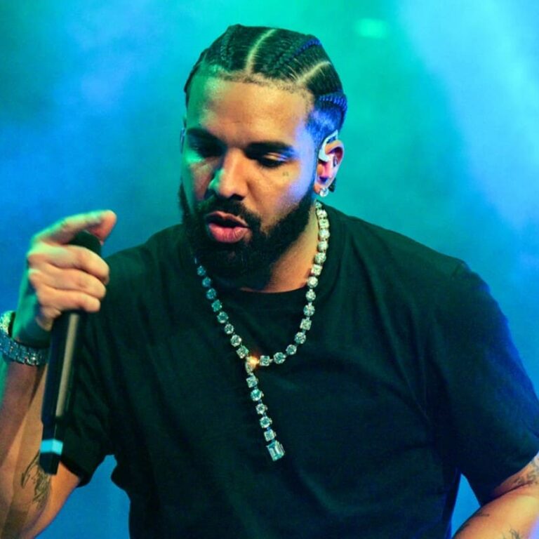 Drake-Hopes-To-Make-Toronto-Proud-As-He-Heads-On-His-First-Tour-In-6-Years